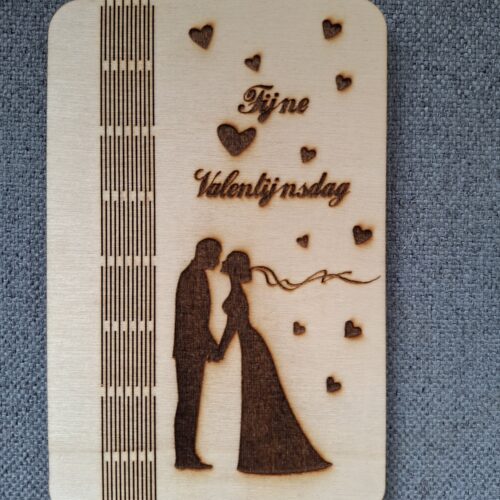 Houten Valentijns kaartje